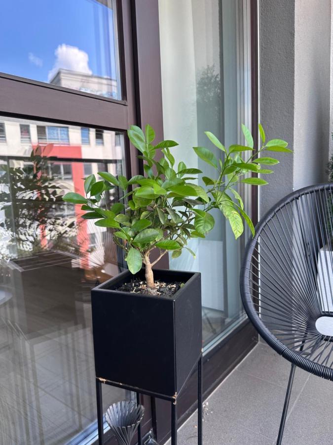 Orange House Apartment Варшава Екстериор снимка